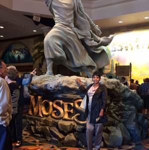 Meet your Posher, Janet